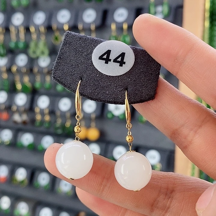 和田玉耳饰18K金镶嵌