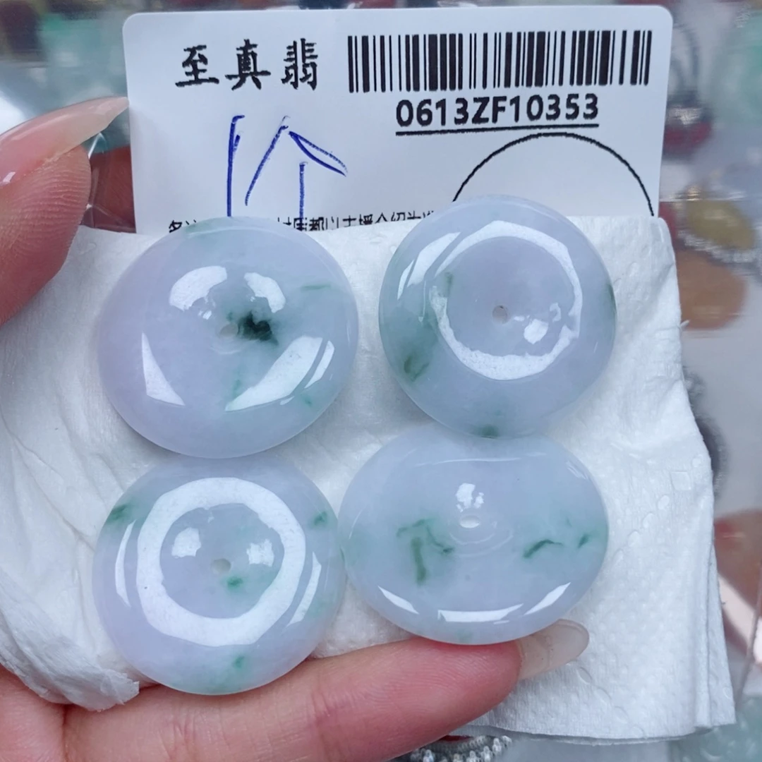 翡翠未镶嵌吊坠(不含链)多样性其一