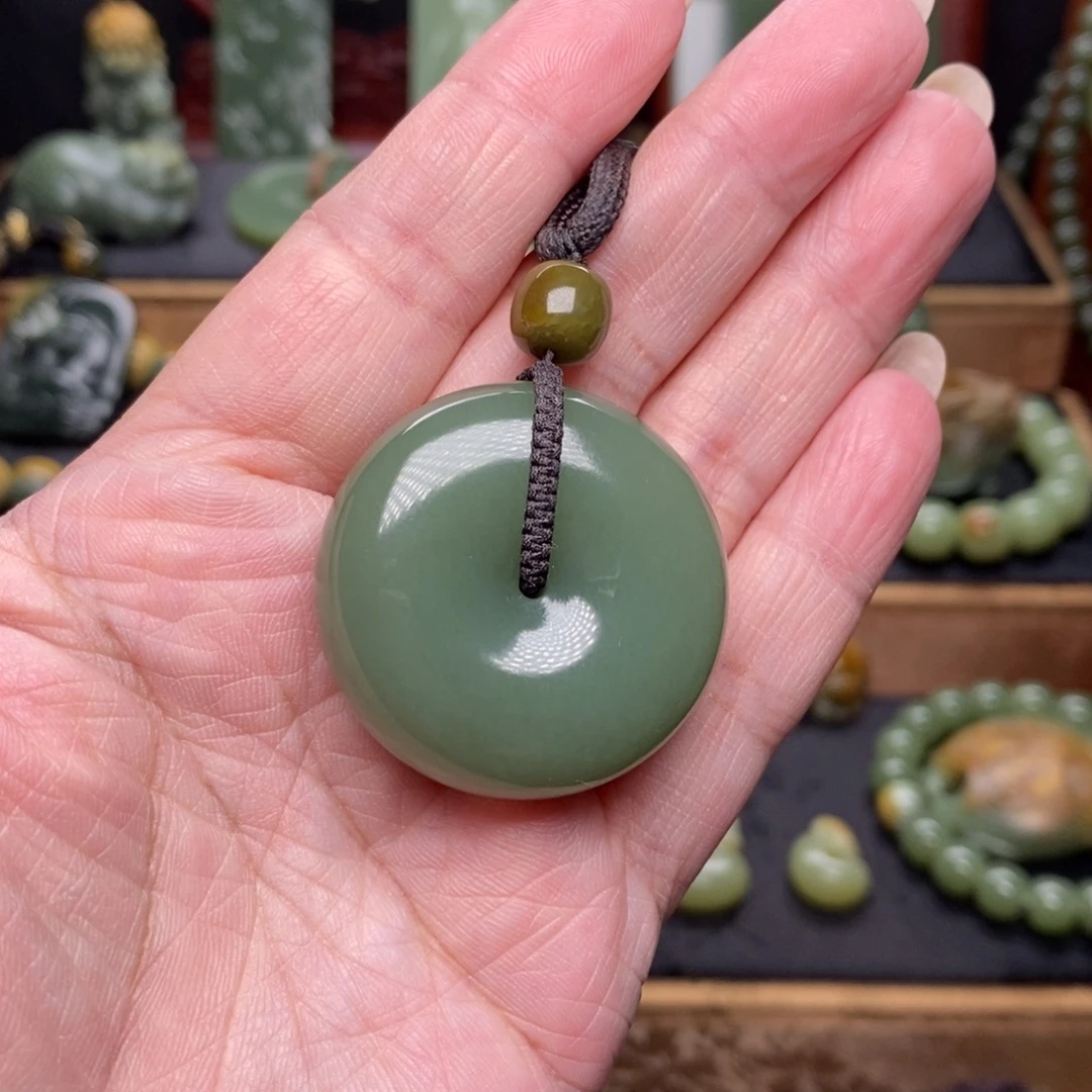 岫岩老玉（透闪石质玉）未镶嵌挂件