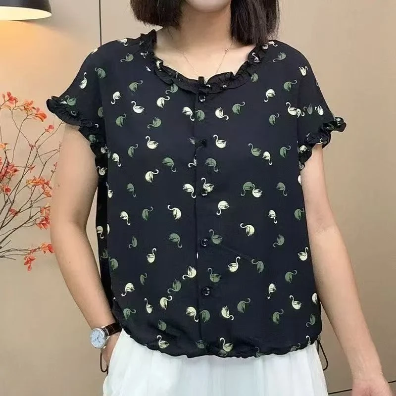 现货现发夏季短袖上衣时尚花边领透气衬衫休闲遮肉大码女装无抽绳