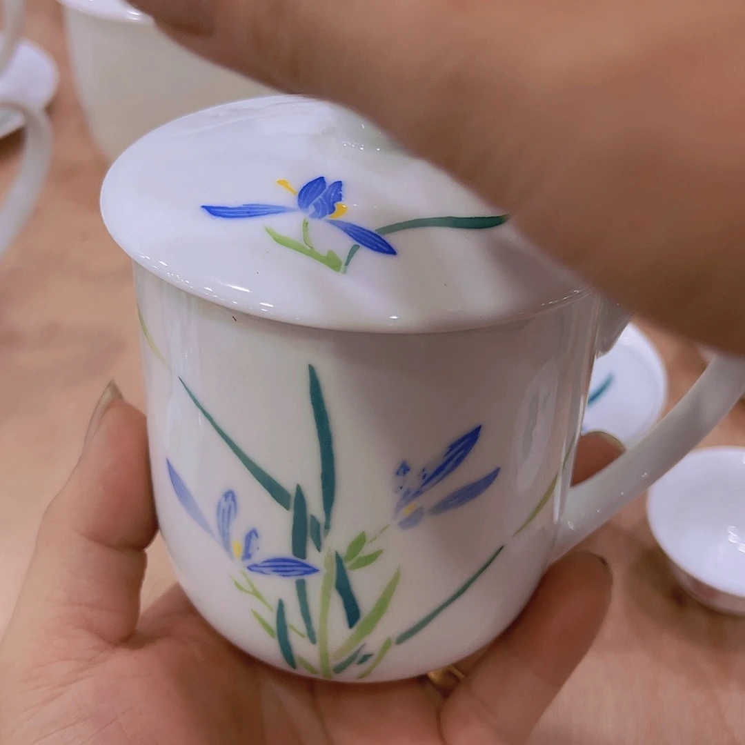 釉下五彩杯子杯子