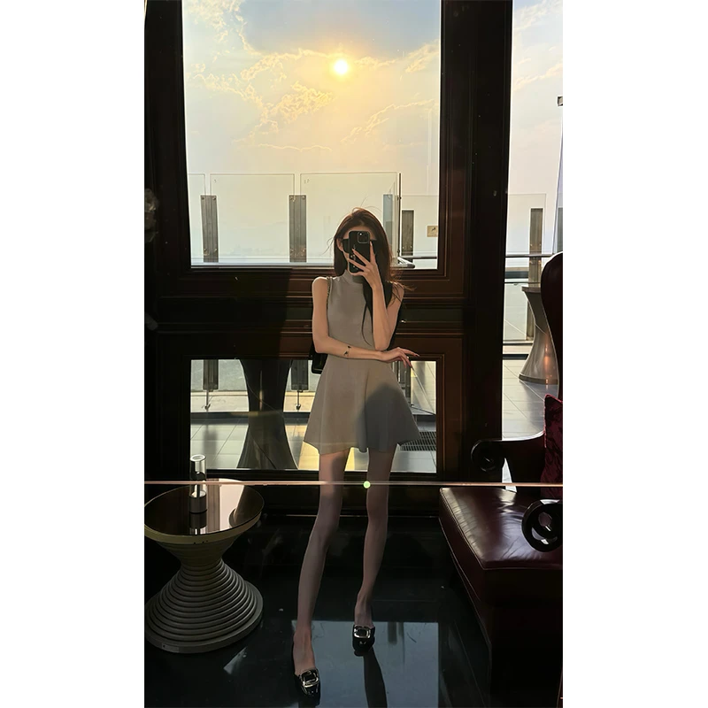 2025夏季新款ins气质御姐范性感修身无袖针织连衣裙女显瘦半身裙