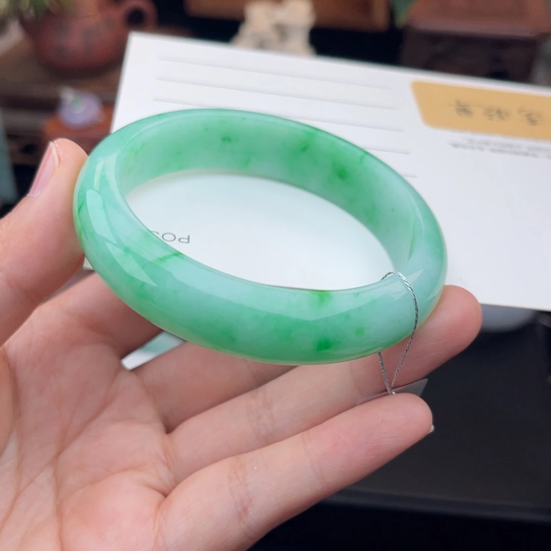 未镶嵌手镯翡翠满圈绿