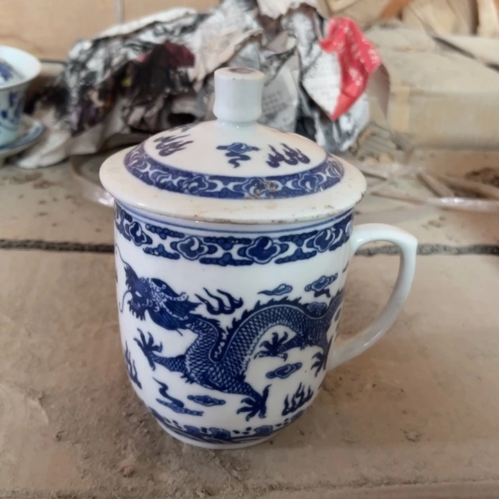 摆件怀旧瓷器，默认微瑕，介意勿拍