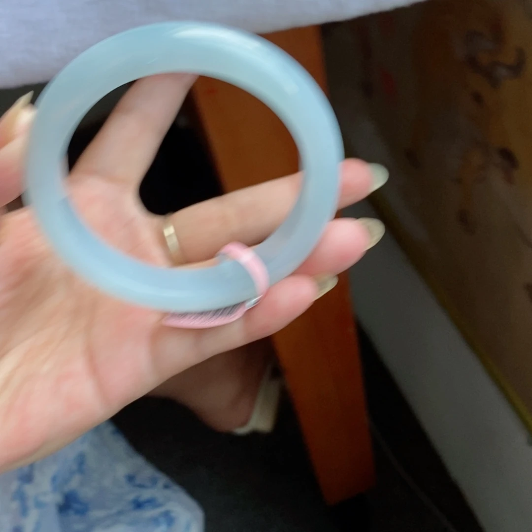 翡翠手镯未镶嵌28号胶润天空蓝