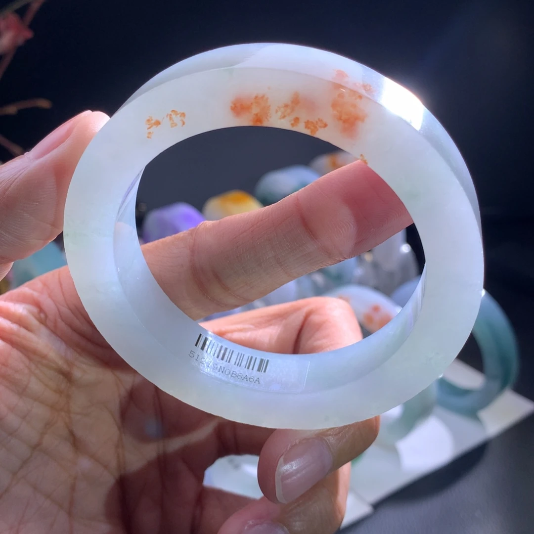 定制翡翠未镶嵌手镯