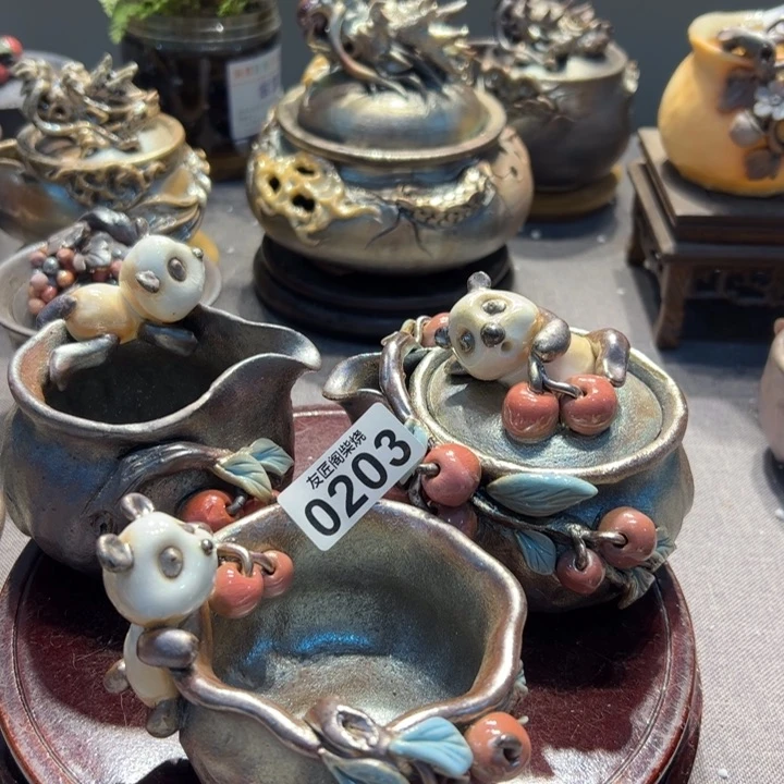 ?**余柴烧茶器，纯手工制作