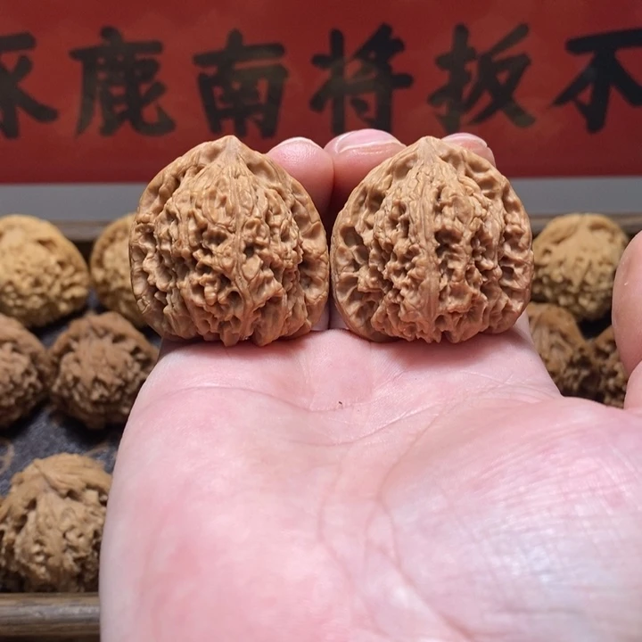 吊坠文玩核桃37/36/37