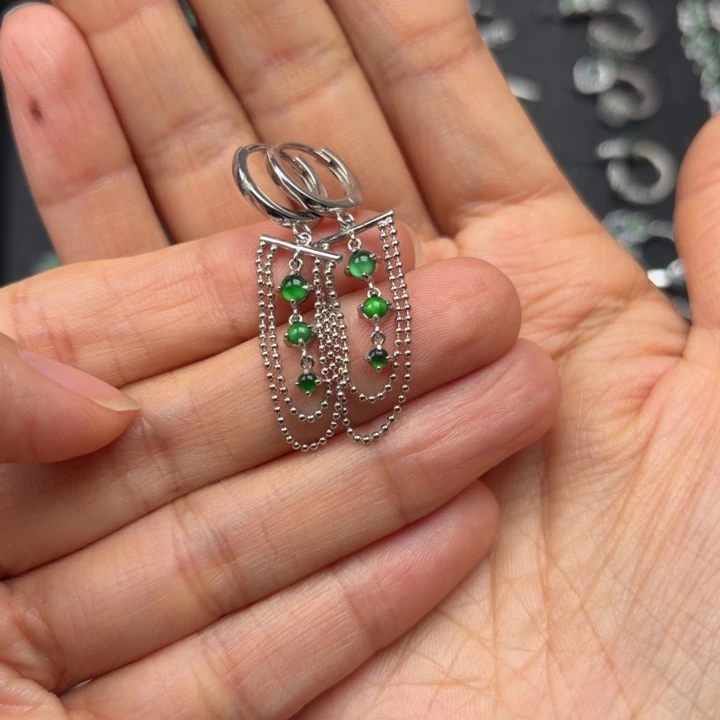 彼***开翡翠银S925镶嵌耳饰