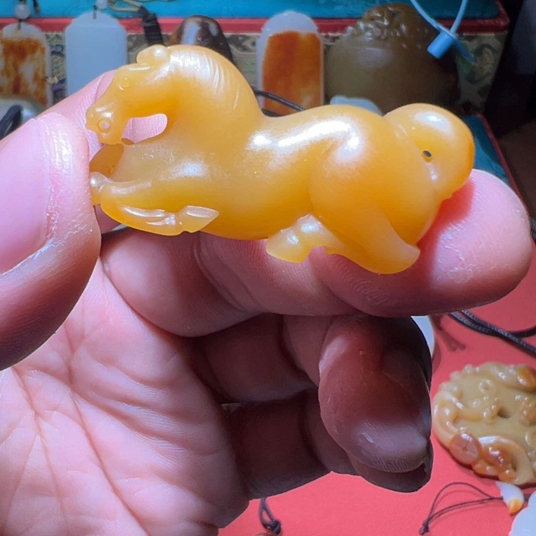 和田玉（糖玉）未镶嵌颈饰