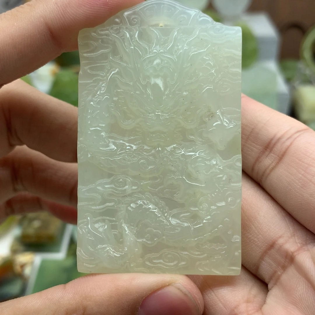 岫玉未镶嵌吊坠(不含链)