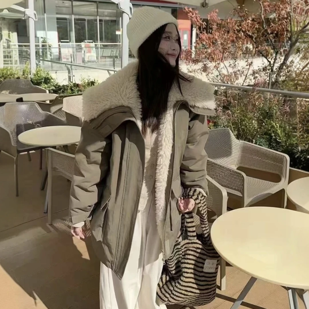 露思同款 大翻领冲锋衣外套派克棉服 M124224