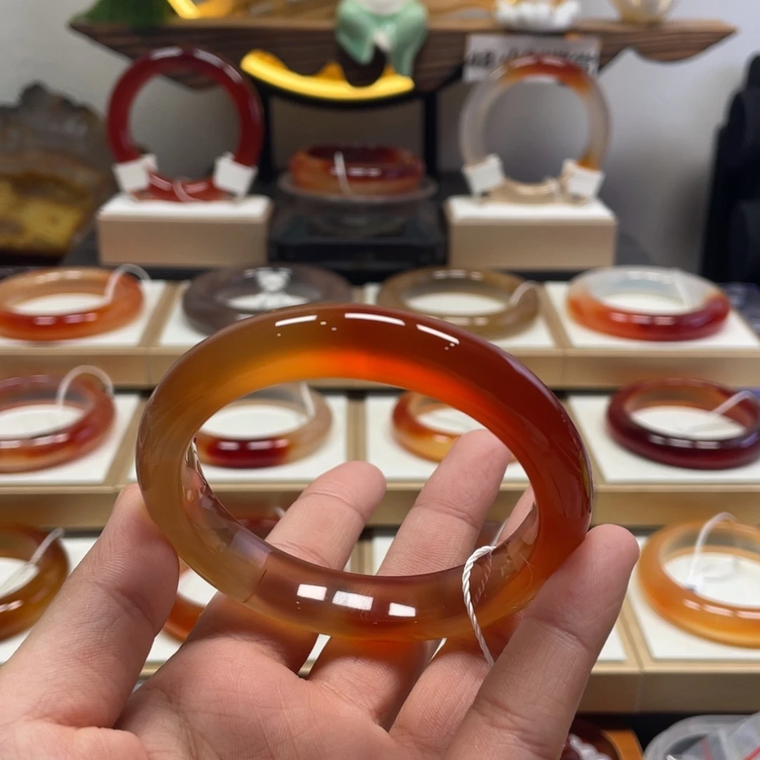 玛瑙/玉髓未镶嵌手镯