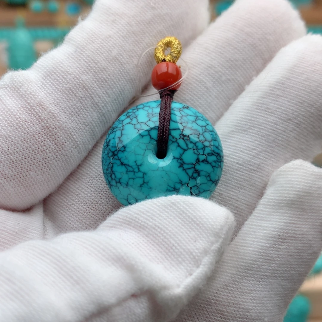 绿松石未镶嵌珠宝奇石8.5克