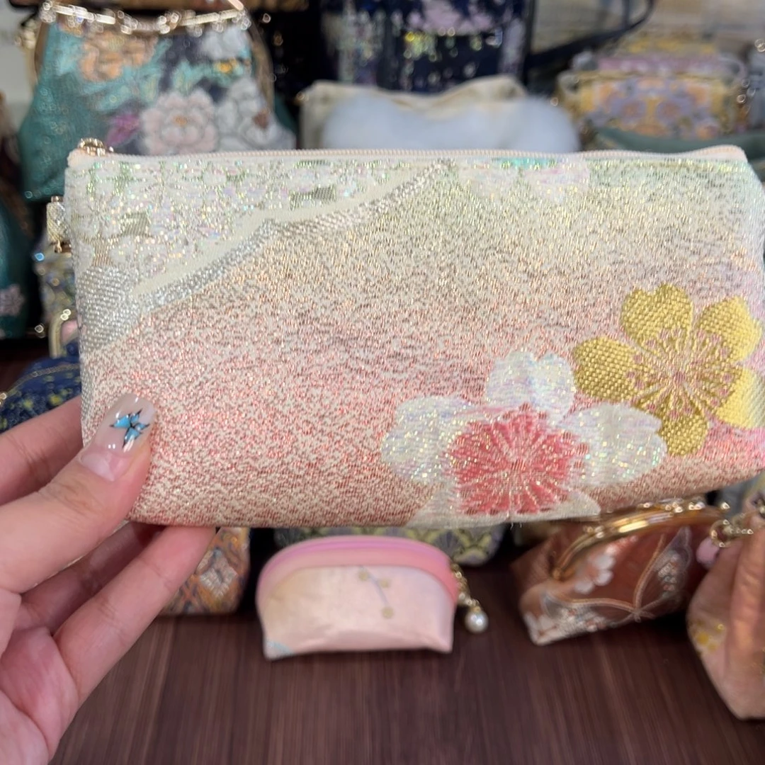 缘***情织绣彩金现金包不退换