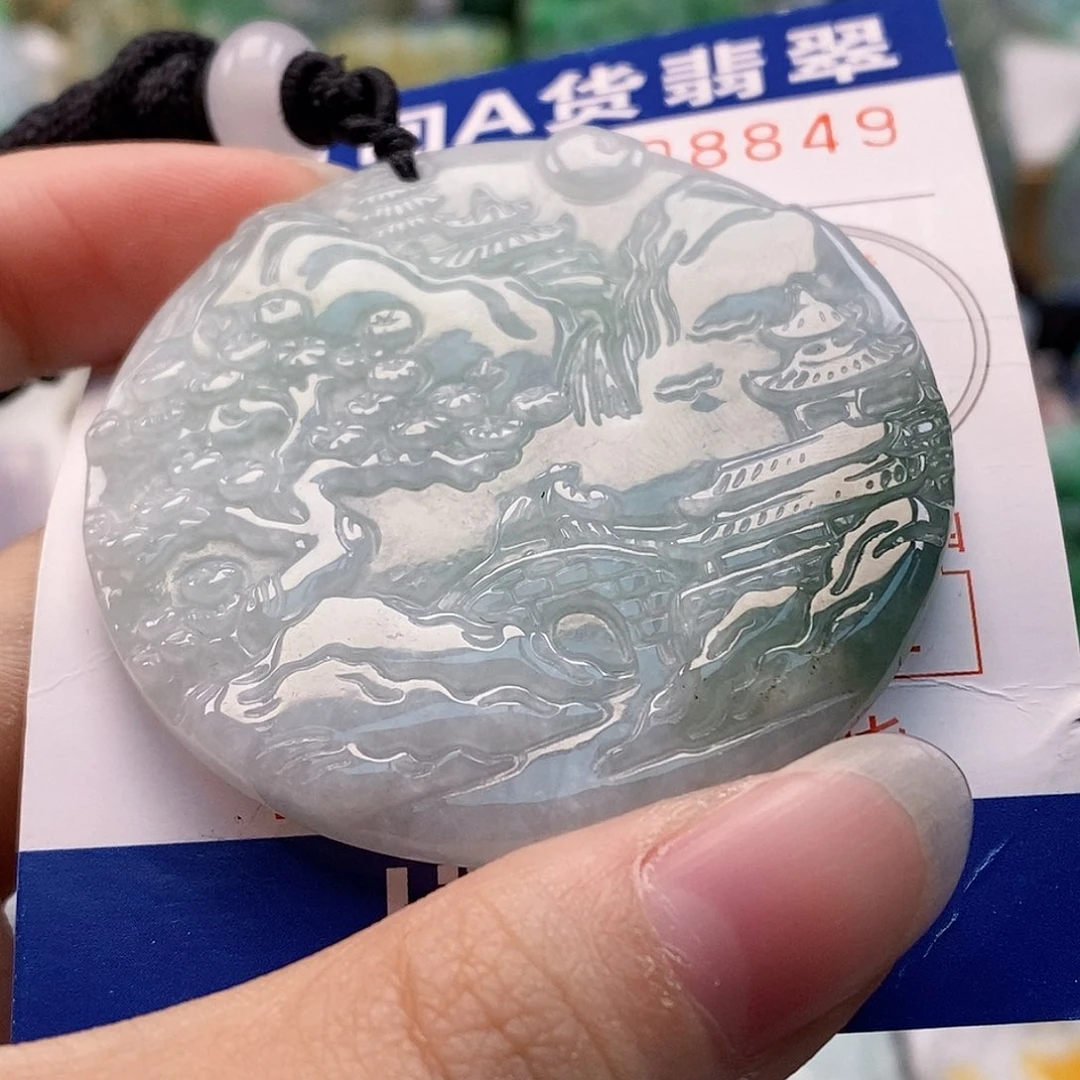吊坠(不含链)未镶嵌翡翠