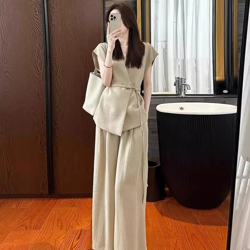 2025超火夏装一整套干练气质轻奢高级感女人味卡其色马甲套装裤女