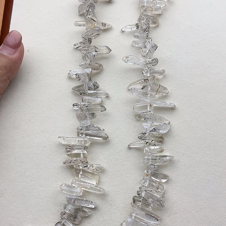 玛瑙/玉髓未镶嵌珠宝半成品一条幽灵长牙