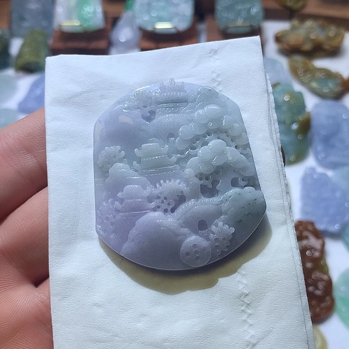 翡翠吊坠(不含链)未镶嵌