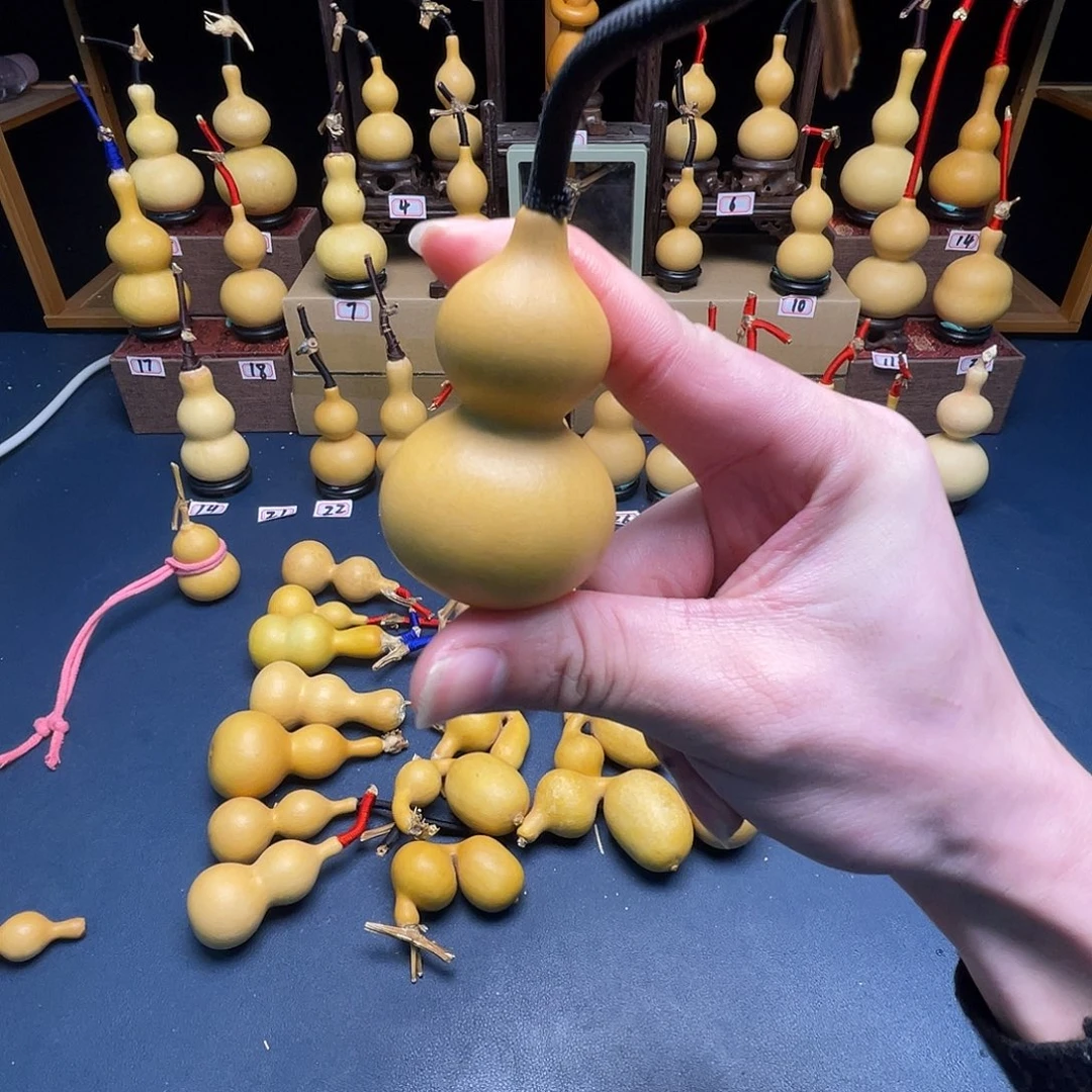 闪***️大叶紫檀（黑酸枝木类）