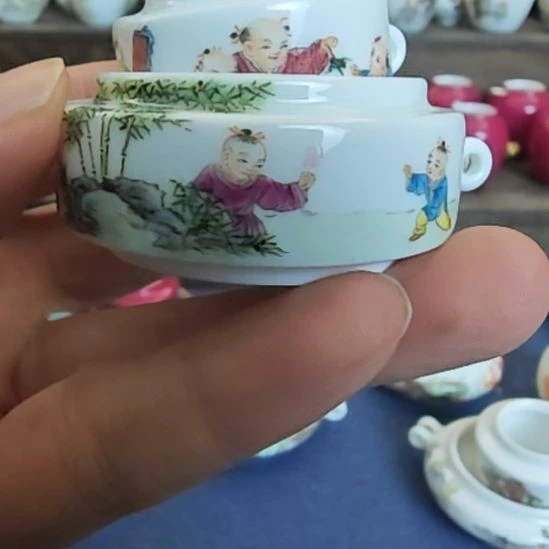 倚***雨两件套绣眼罐五子婴戏