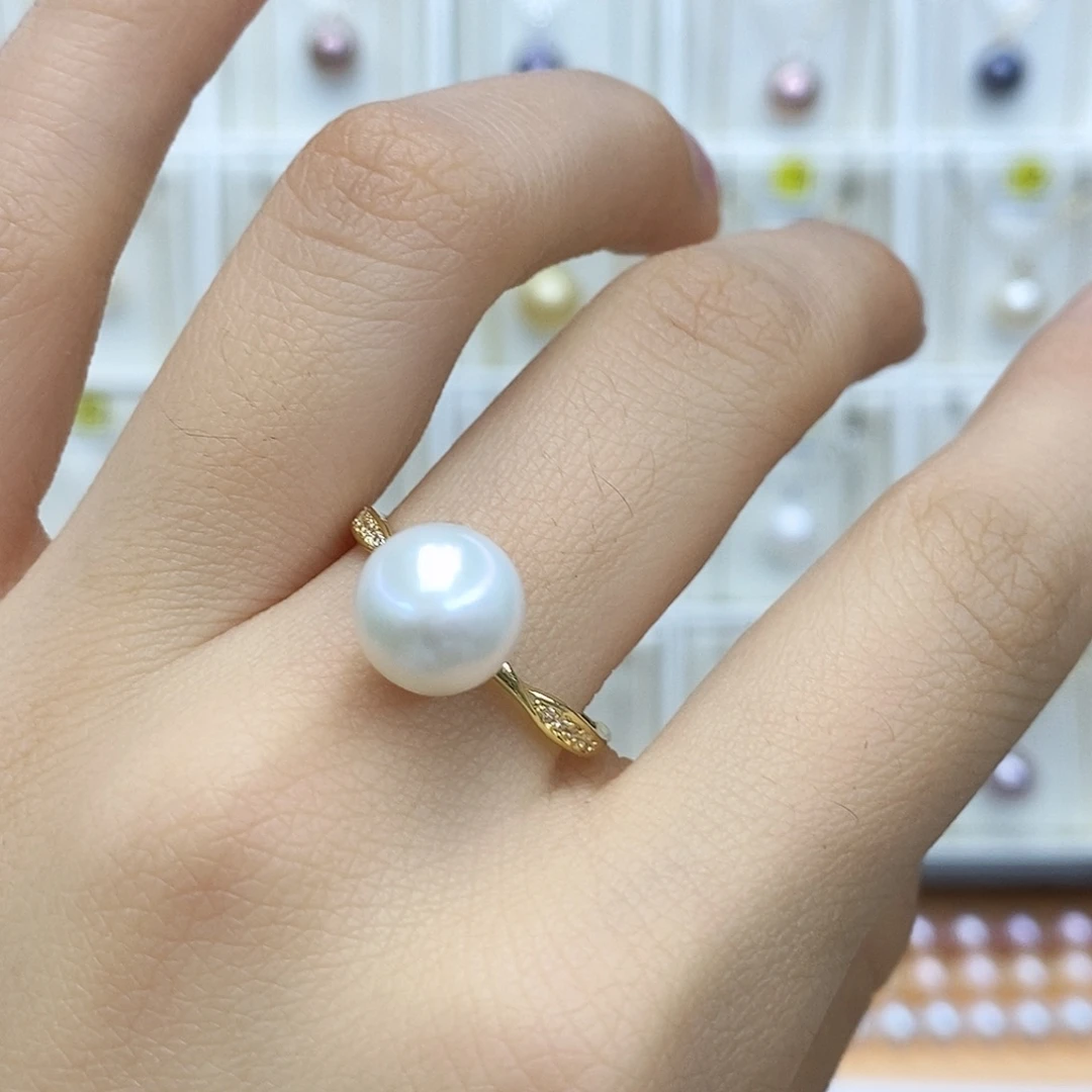 淡水珍珠吊坠(赠链)未镶嵌