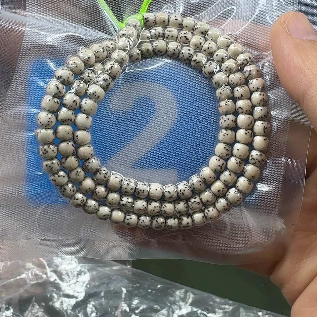 吊坠星月菩提石玉108。6尺寸。2