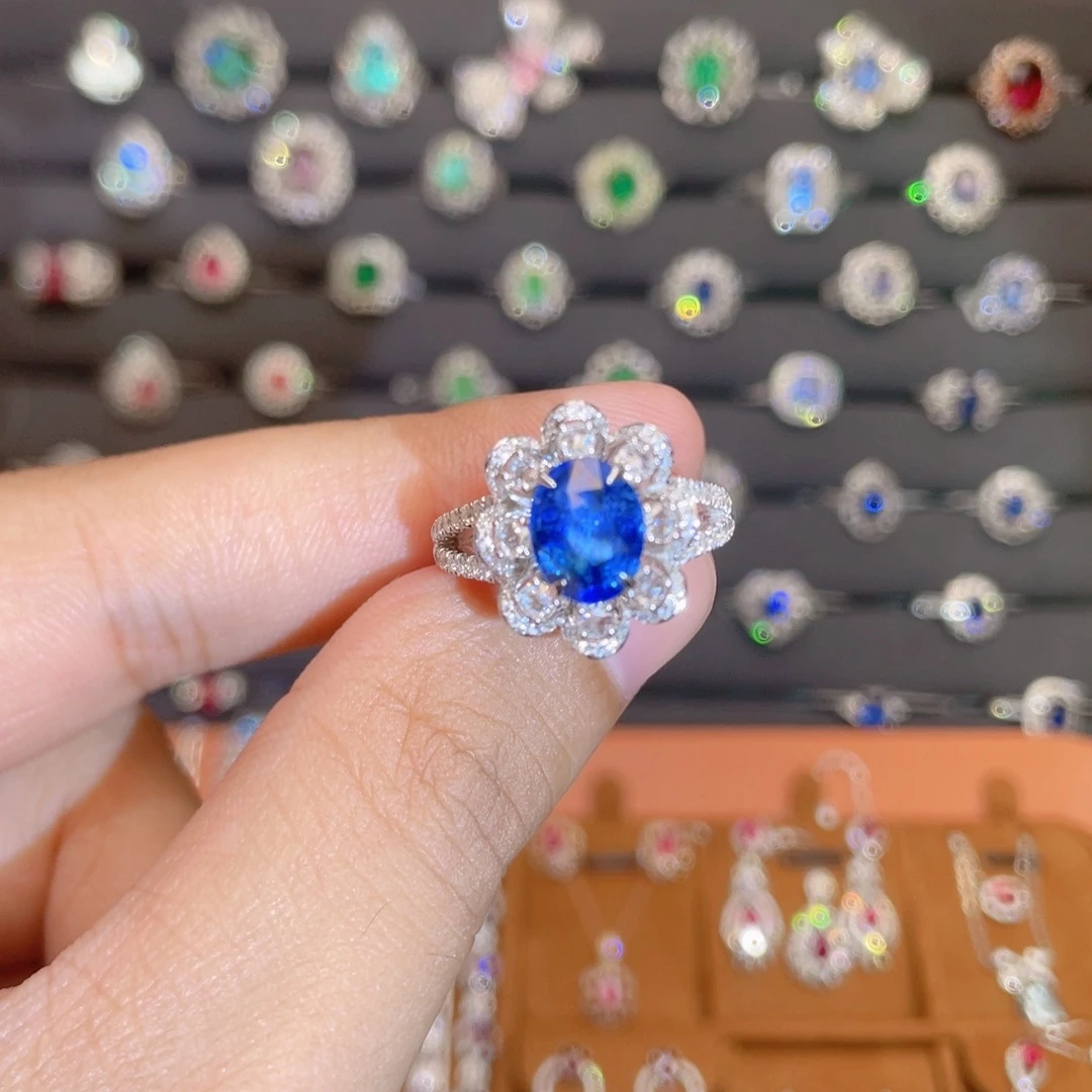 蓝宝石18K金镶嵌戒指2.6ct 皇家蓝