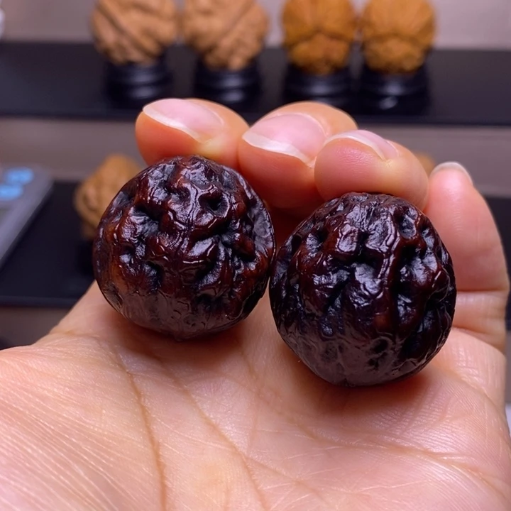 把件文玩核桃脑纹青蛙地闷60