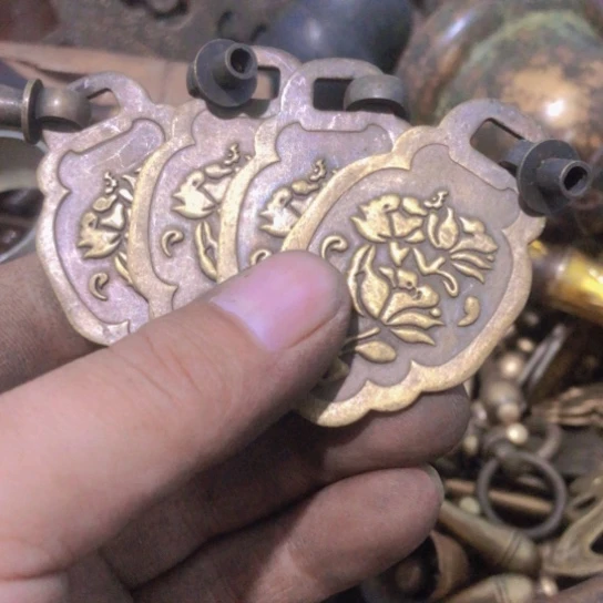 谭***水闪电购铜摆件工艺品