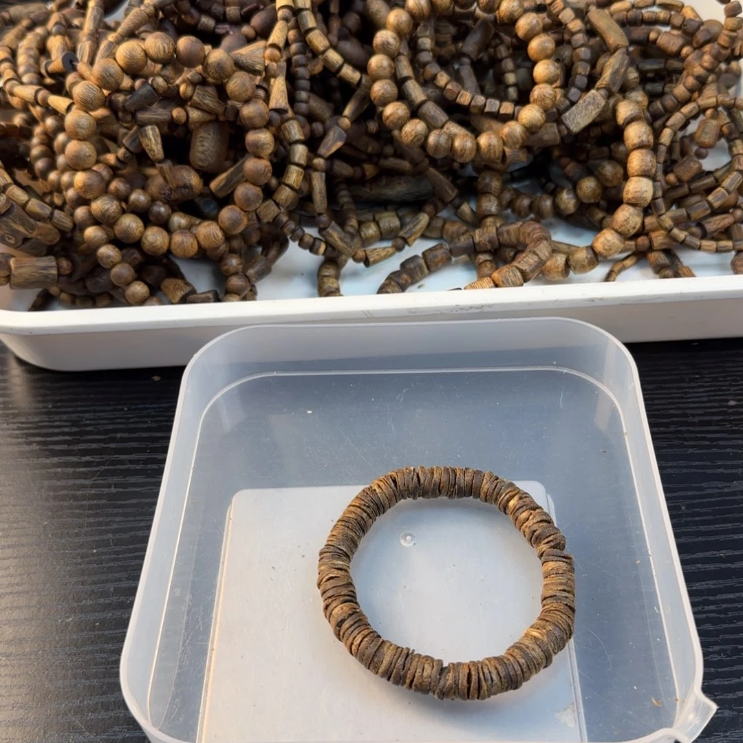 线香奇楠虫漏10.5克手串