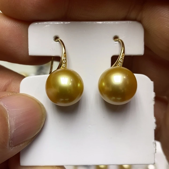 海水珍珠金珍珠耳坠18K金镶嵌