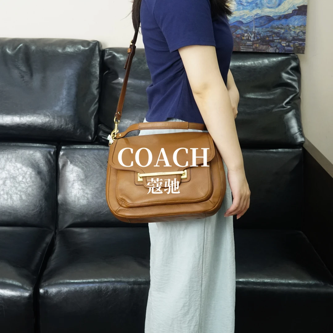 95新 COACH/蔻驰 棕色单肩斜挎包/YW06221037/1037
