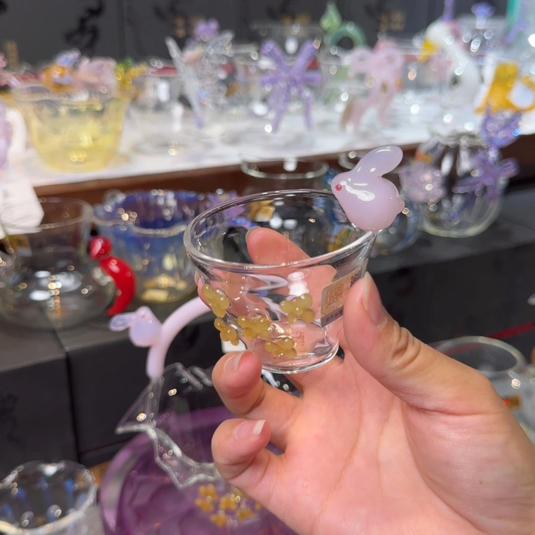 清****晶焱公杯玉兔品杯