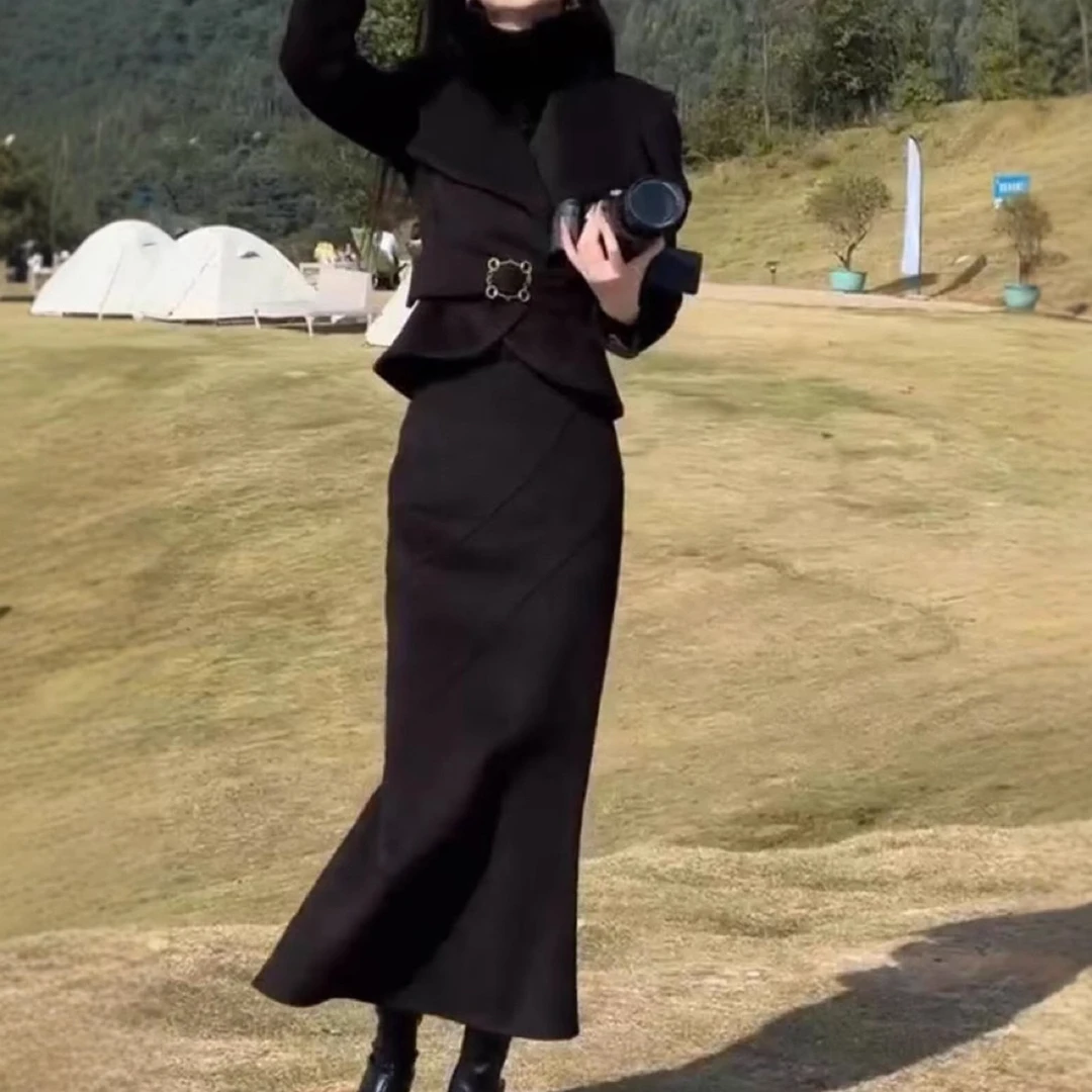 新款时尚优雅气质大翻领洋气修身女装