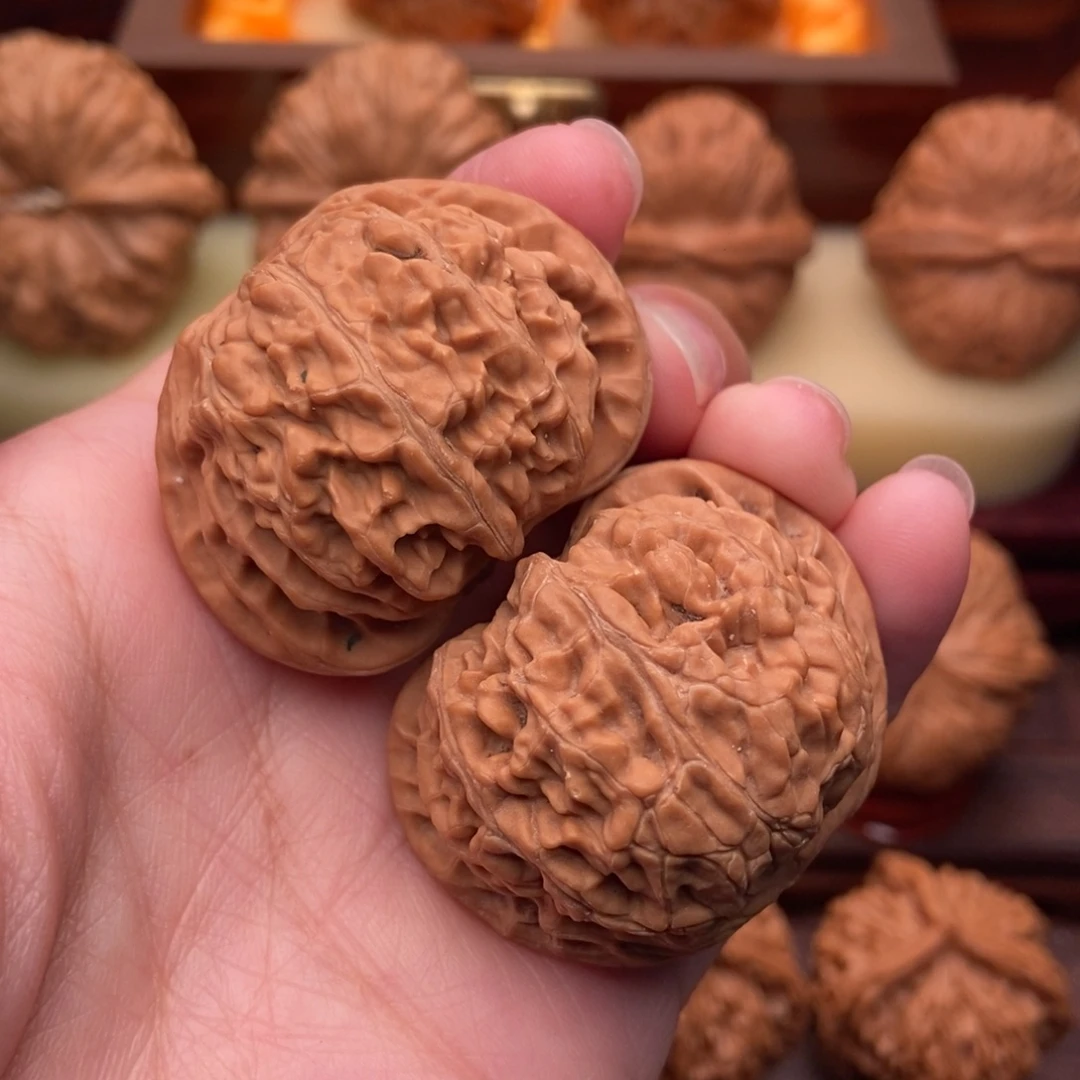 文玩核桃把件精品宫灯狮子头40