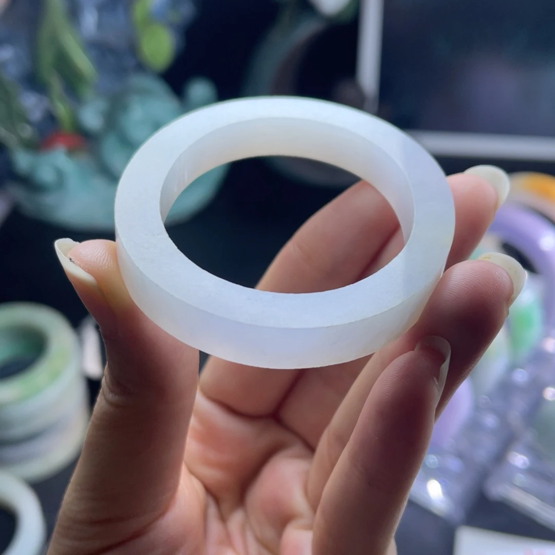 定制翡翠未镶嵌天然翡翠A货手镯