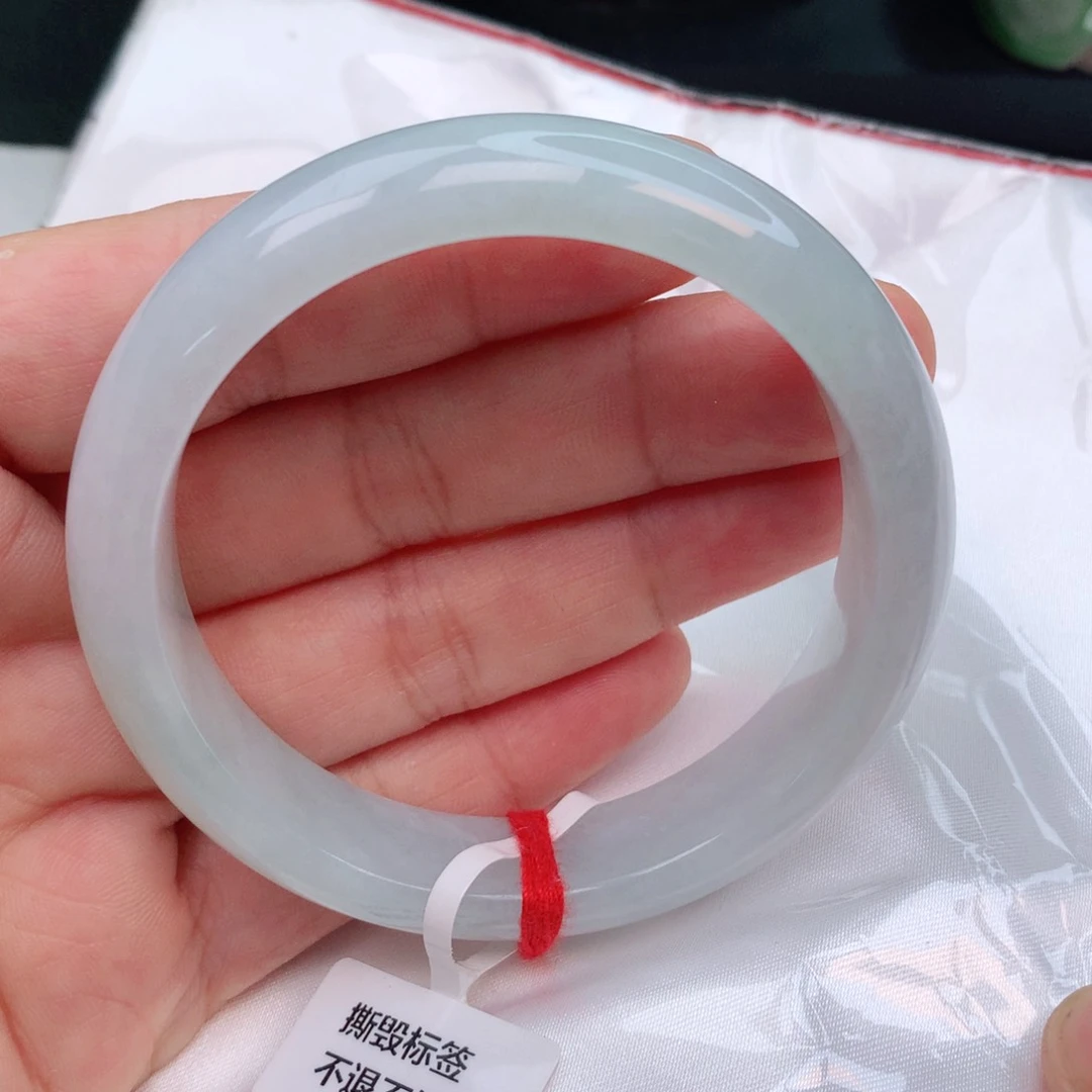 未镶嵌手镯翡翠小***莫翡翠手镯
