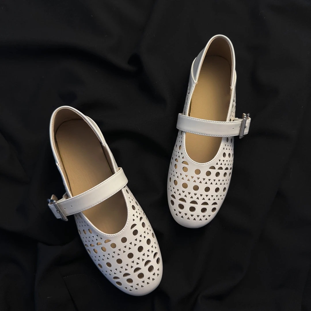【Jerry】法式复古镂空玛丽珍平底鞋，羊皮垫脚踩云般舒适体验 11069