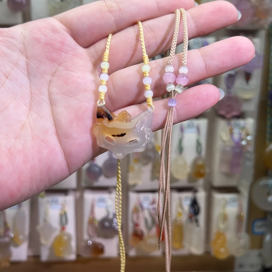 梦***婉未镶嵌颈饰玛瑙/玉髓