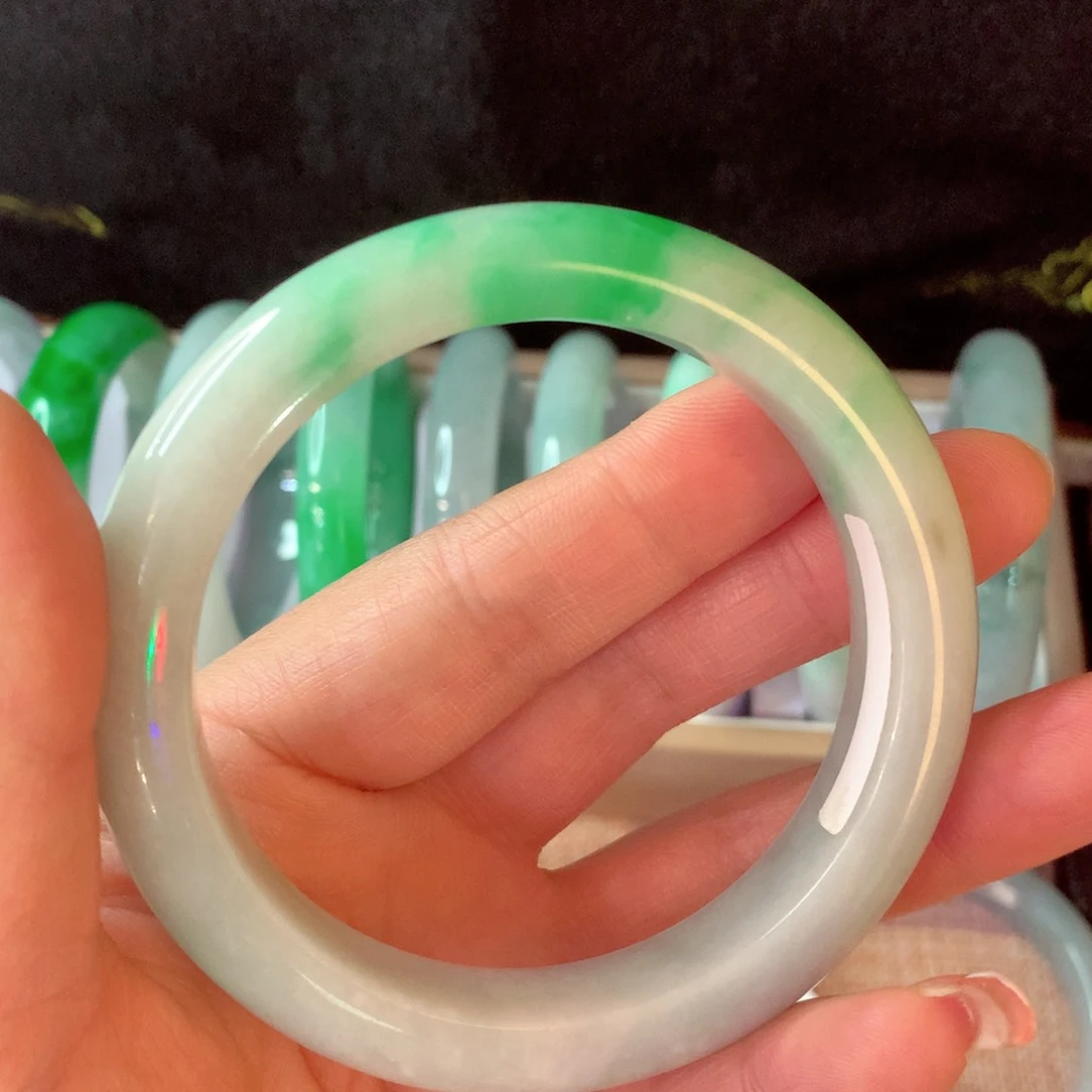 翡翠手镯未镶嵌2号