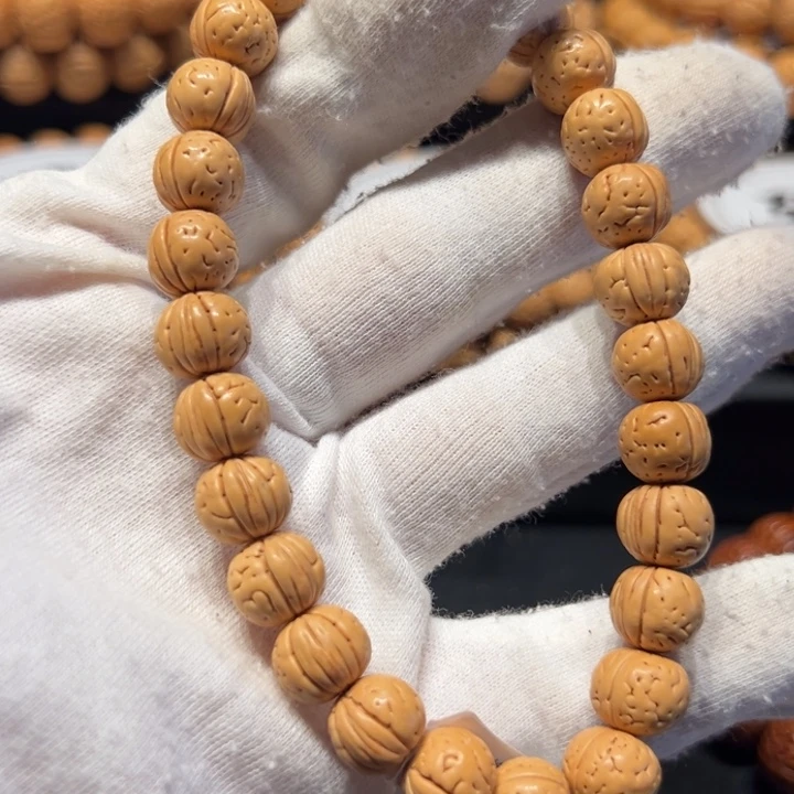 厚***）手串桃核8精品小奶豆10.7尺寸