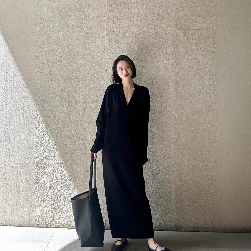 气质靓丽裙高级感慵懒风H型直筒针织流行时尚潮牌女装