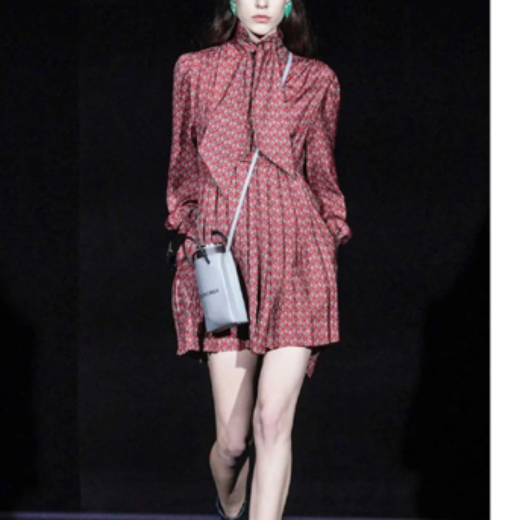 99新 Balenciaga/巴黎世家 印花图案走秀款连衣裙/36码/A03114