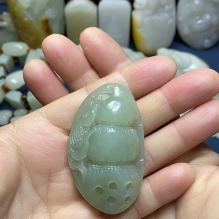 和田玉未镶嵌吊坠(不含链)