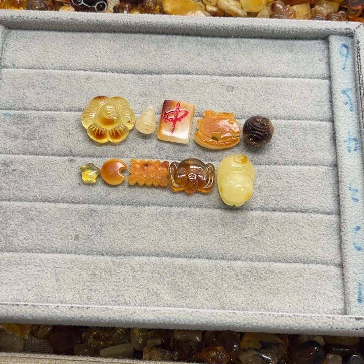 未镶嵌蜜蜡裸石天然琥珀蜜蜡配件