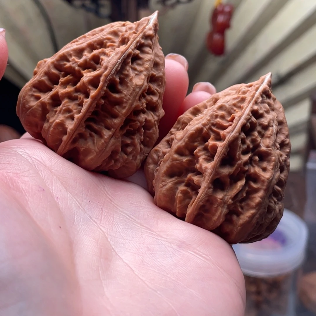 文玩核桃把件楸刀鱼104