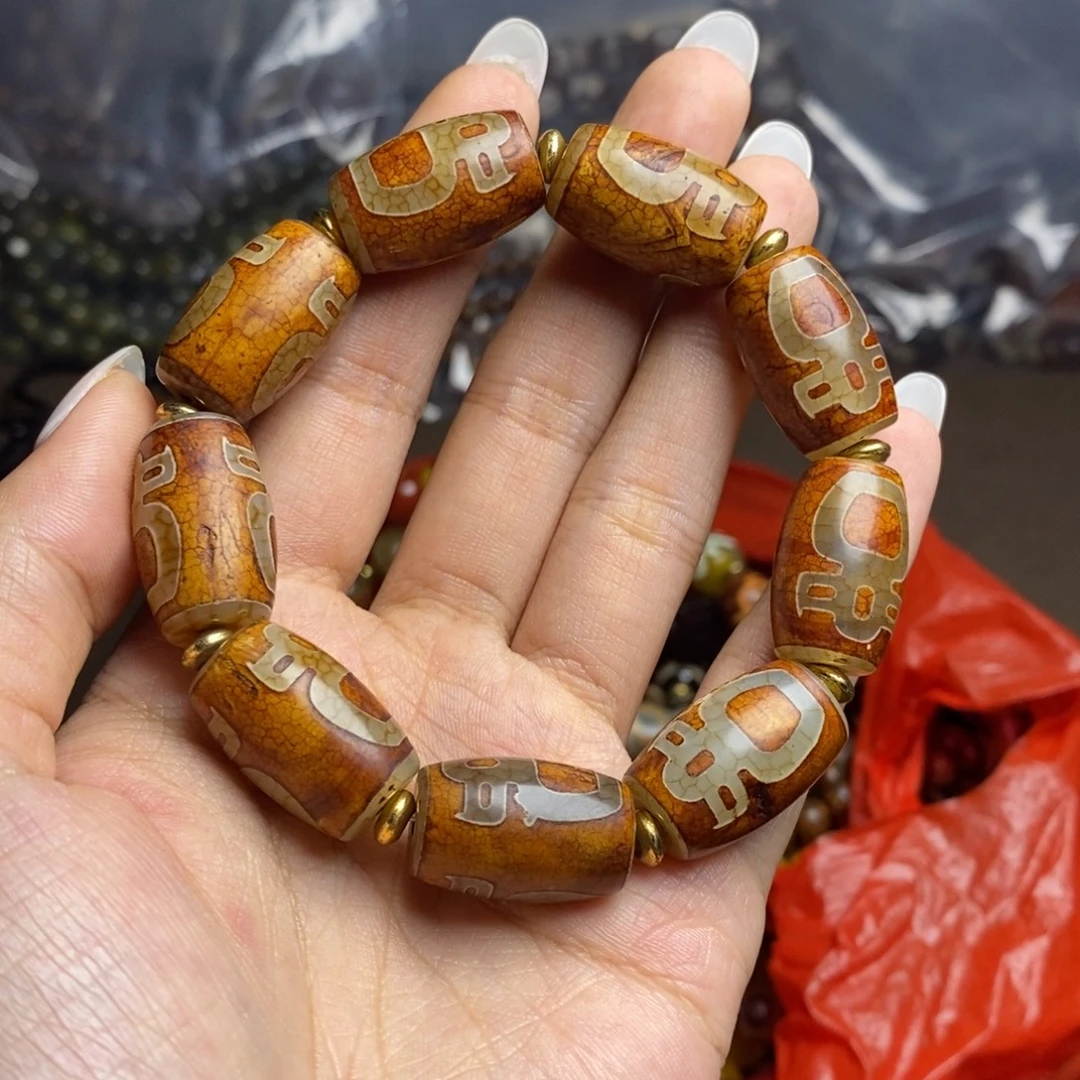 未镶嵌颈饰玛瑙/玉髓