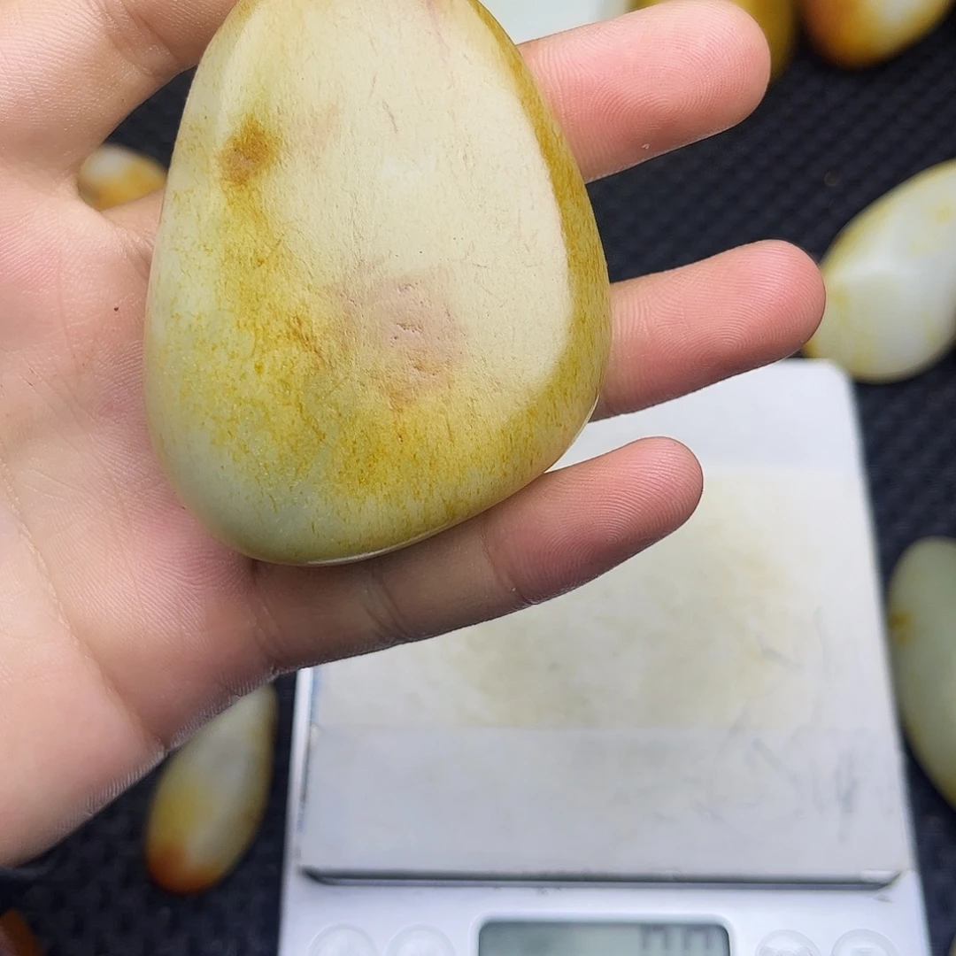 铁***2和田玉未镶嵌挂件