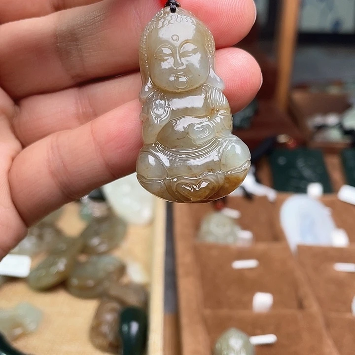 和田玉颈饰未镶嵌